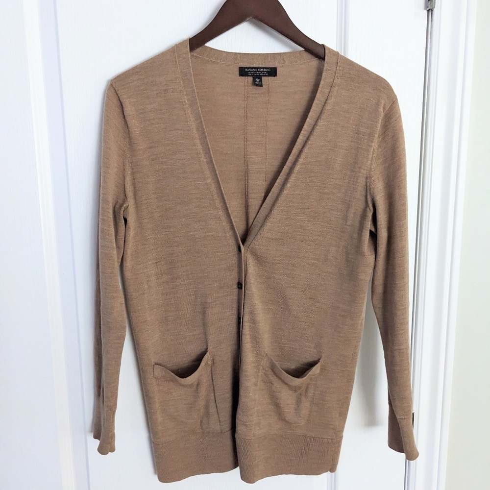 Banana Republic 100% merino wool v neck cardigan brown xs
